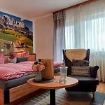 Waldhotel Am Turm 3*